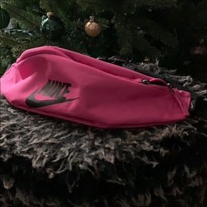 Nike fanny pack